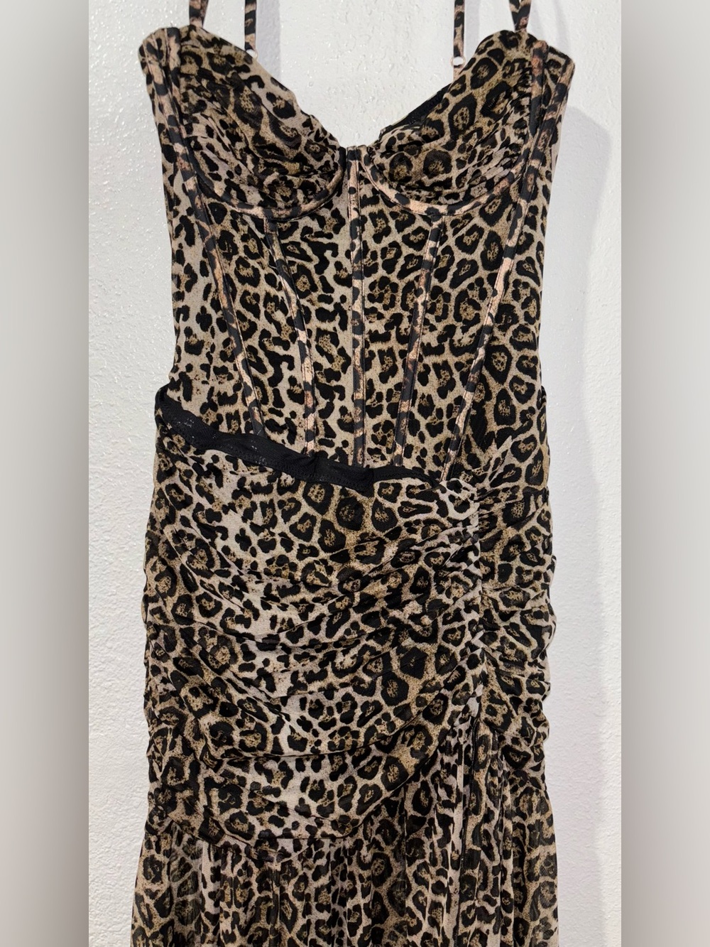 Oh Polly Ruched Asymmetric Corset Gown in Leopard Print - Picture 7 of 10